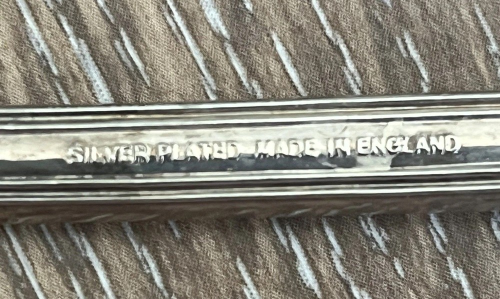 VTG Ornate England Silver Plated Fruit Themed Salad Serving Fork And Spoon Set