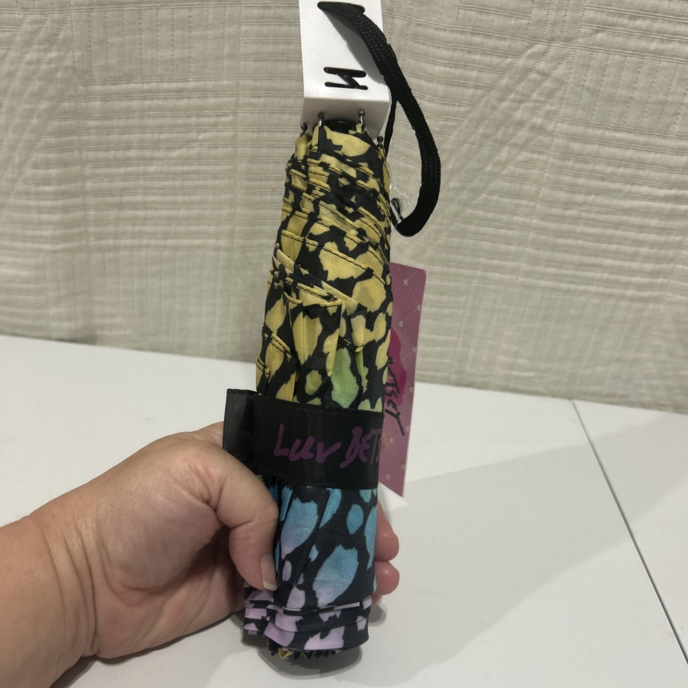 Luv Betsy Umbrella New