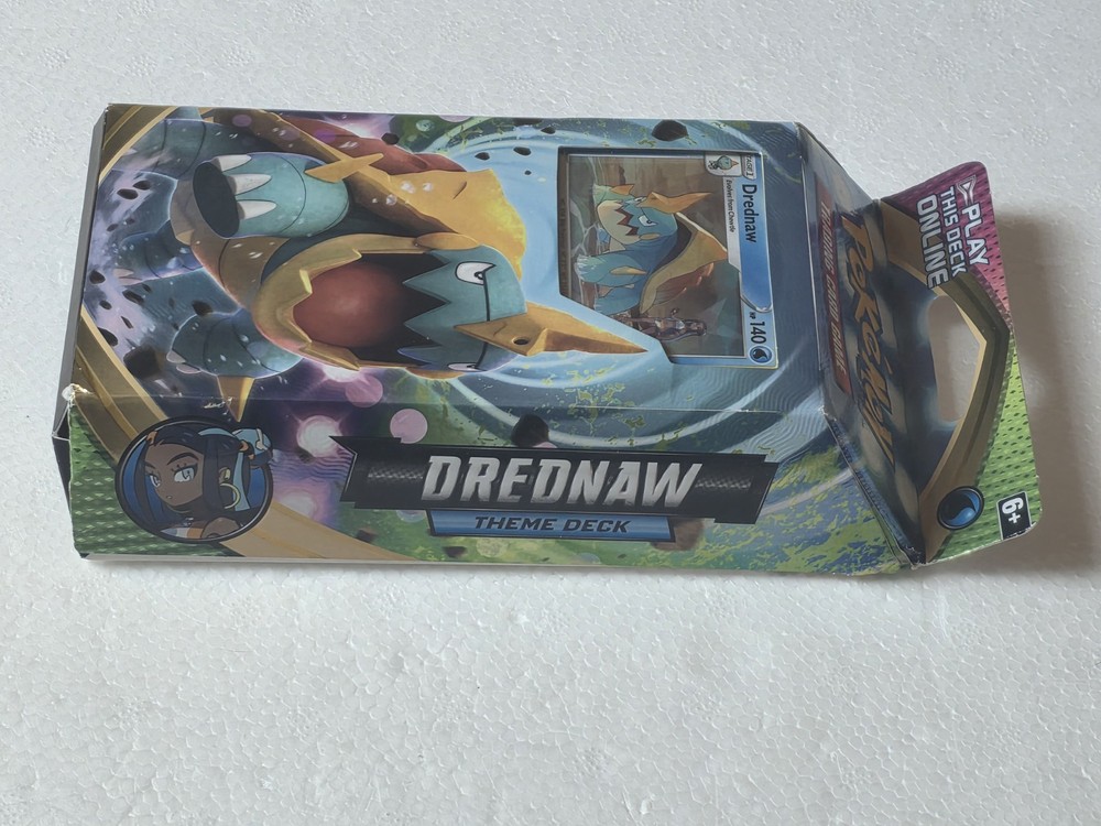 2020 Vivid Voltage Charizard And Drednaw Theme Decks Bundle