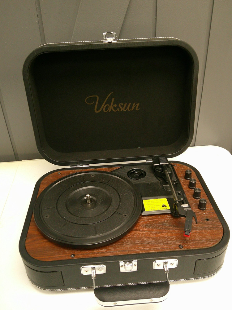 Voksun Bluetooth Record Player