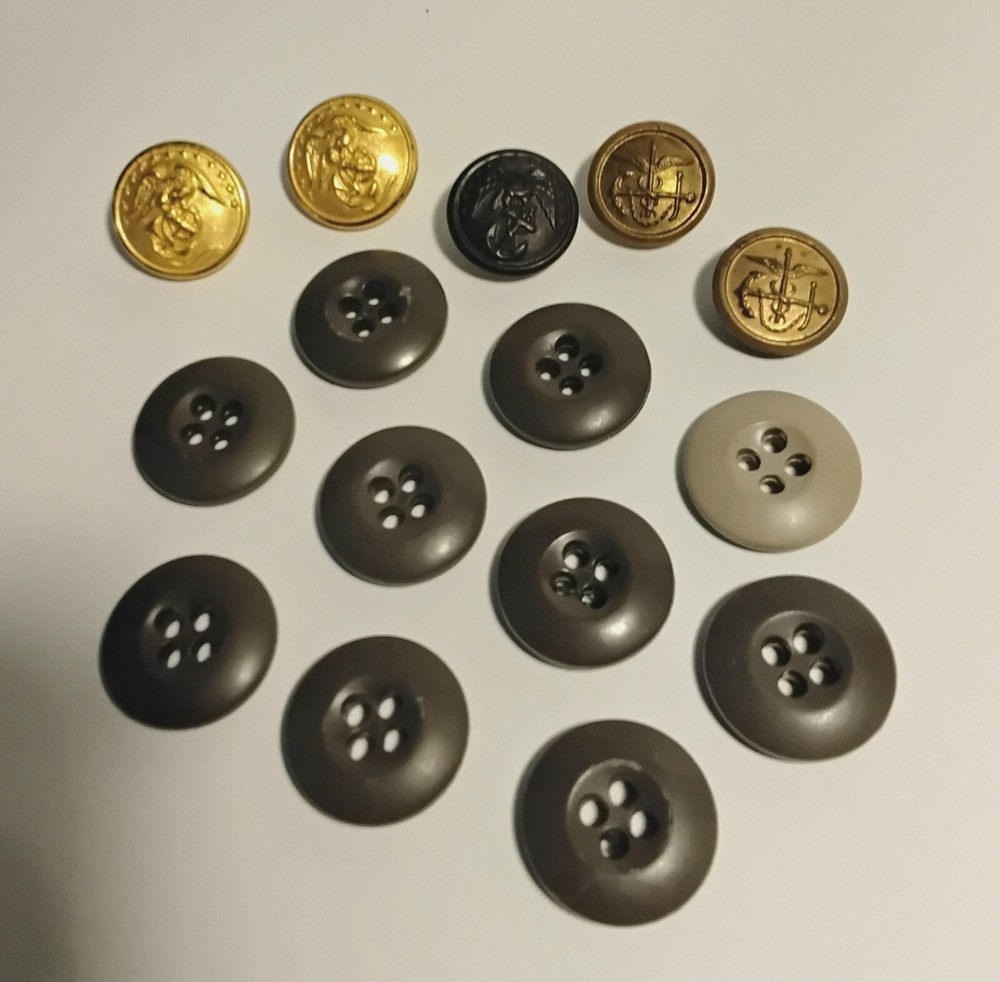 4 WWI US Marine Corps Buttons