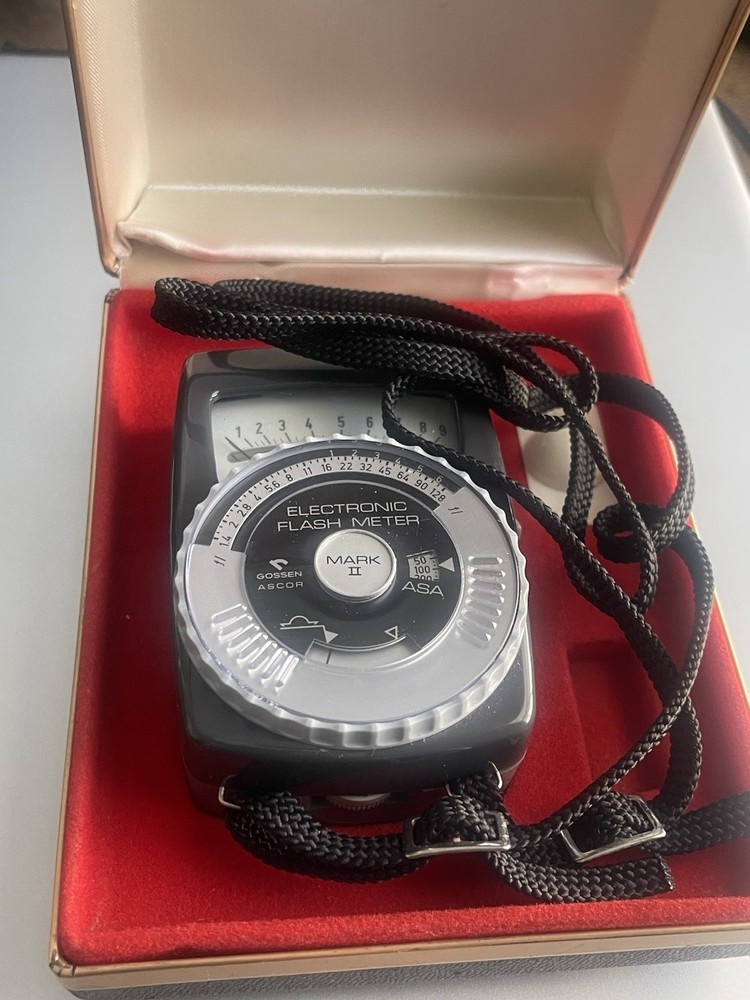 Gossen Ascor Mark II Camera Light Meter With Case