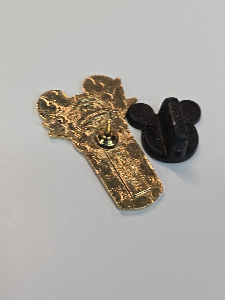 Disney Trading Lapel Pin Meeker