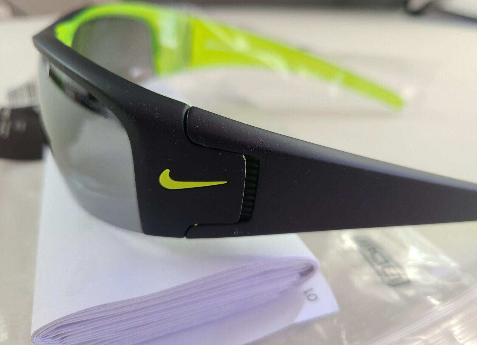 Nike Diverge Men's Sunglasses Matte Black Volt EV0325 Sport Wrap New w Tag Paper