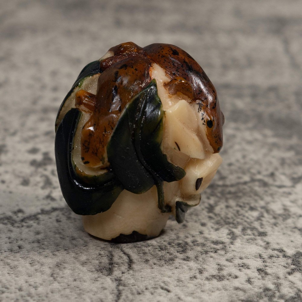 Double Brown Gecko Lizard Tagua Carving