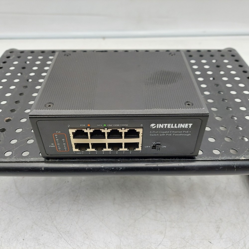Intellinet 561624 - Switch 8-Port