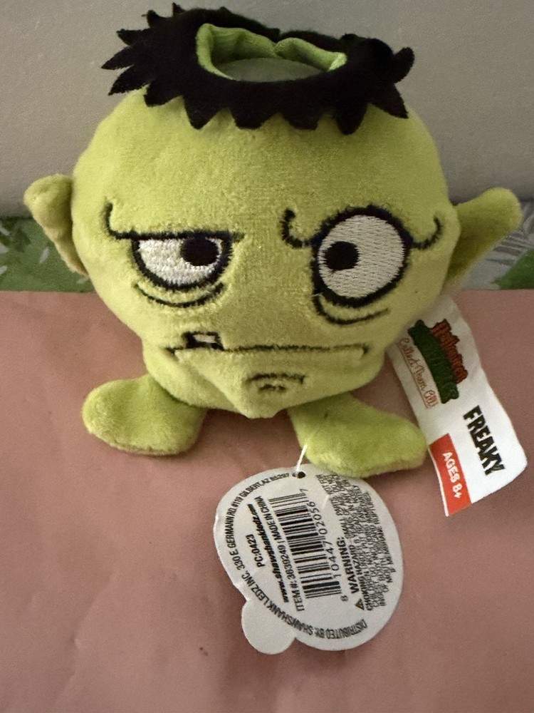 HALLOWEEN SPOOKY PLUSH SQUEEZERS