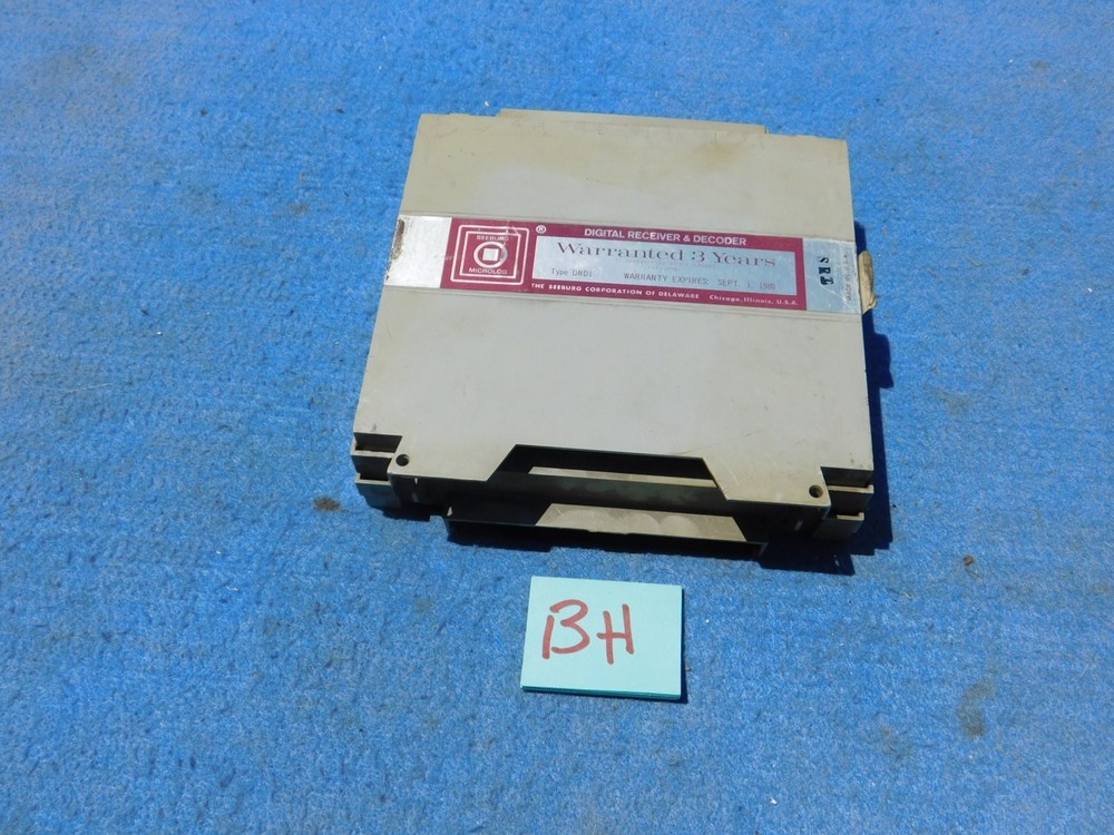 Seeburg DRD1 Digital Receiver & Decoder (gray box) - untested - for repair