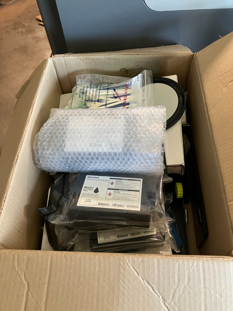 Ricoh RI-1000 DTG printer plus additional equipment