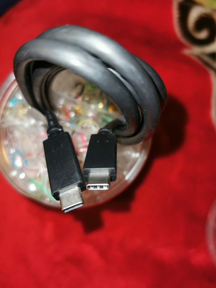 SUPER HIGH SPEED USB-C 3.1 CABLE E118077-D