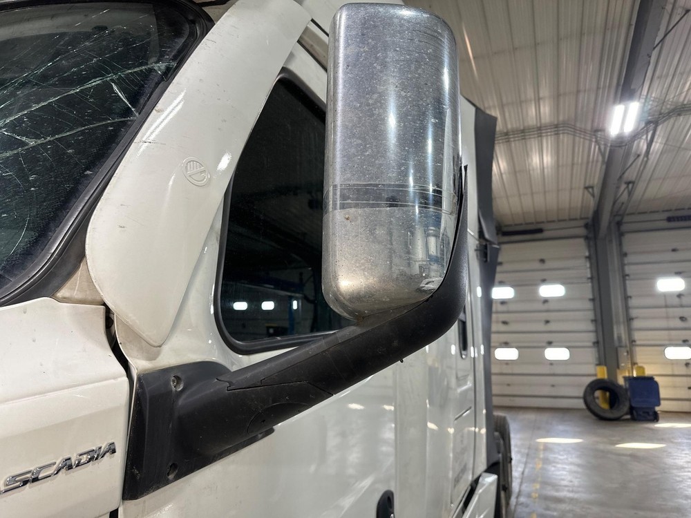 2017-2026 Freightliner CASCADIA POLY/CHROME Left/Driver Door Mirror - Used