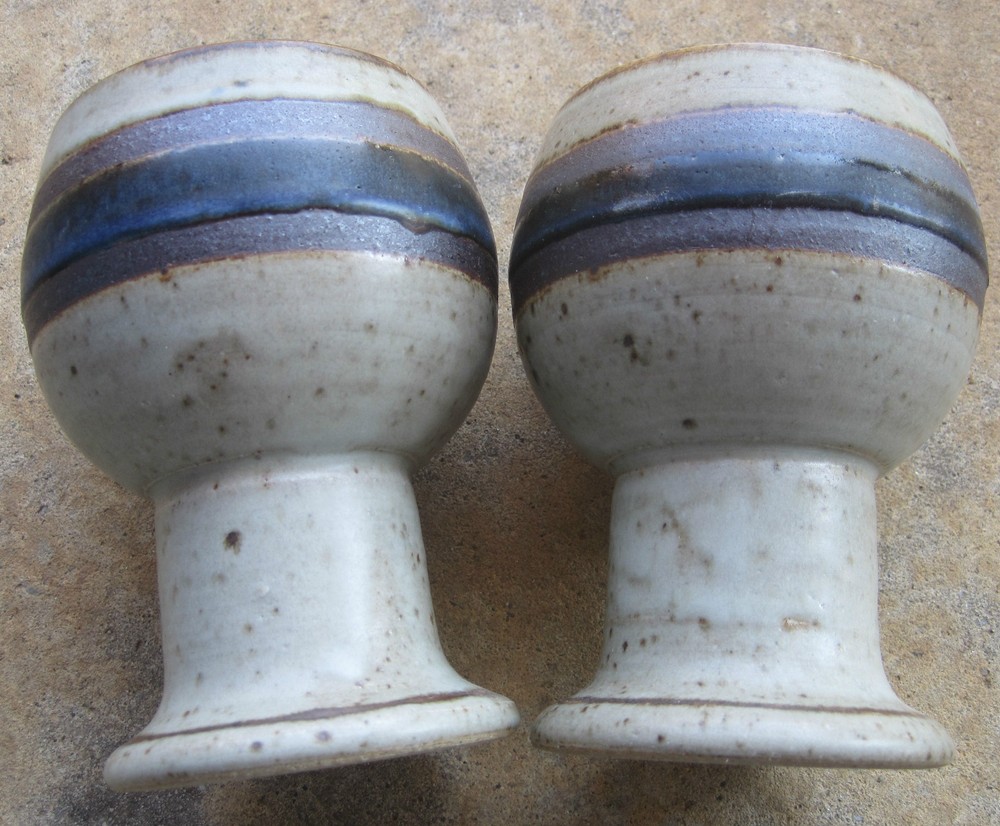 2 Gray cups, round, pottery,