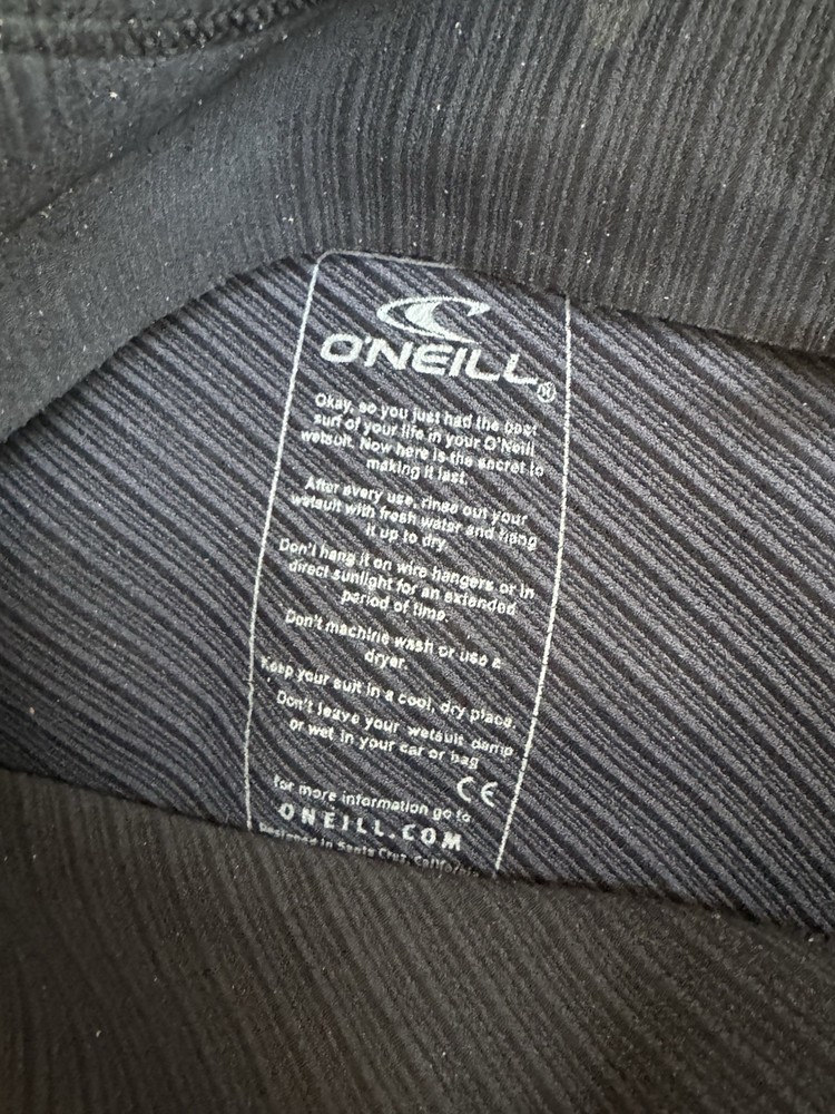 hyperfreak wetsuit 4:3 Small Tall