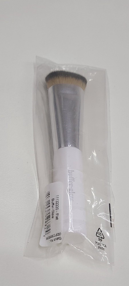 Kjaer Weis Buffer Glow Brush Flat