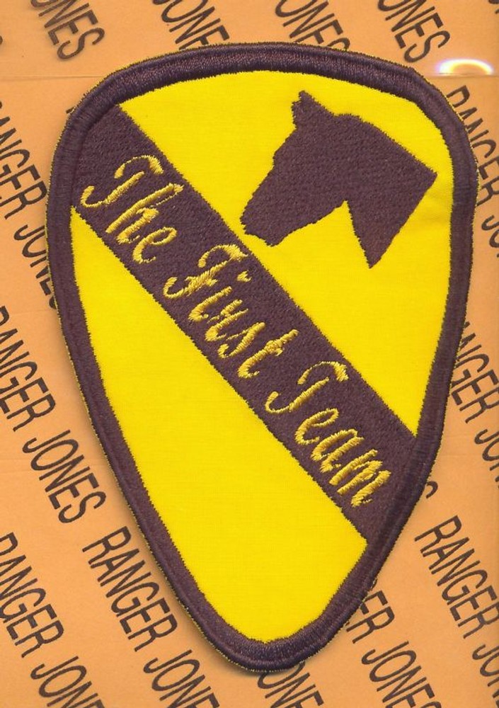 1st Cavalry Division THE FIRST TEAM 5" shoulder patch c/e
