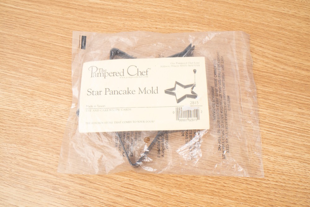 Pampered Chef Star Pancake Mold 2815