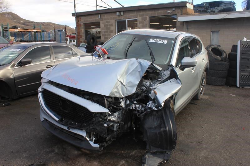 CX-5 2018 Camera/Projector 590621