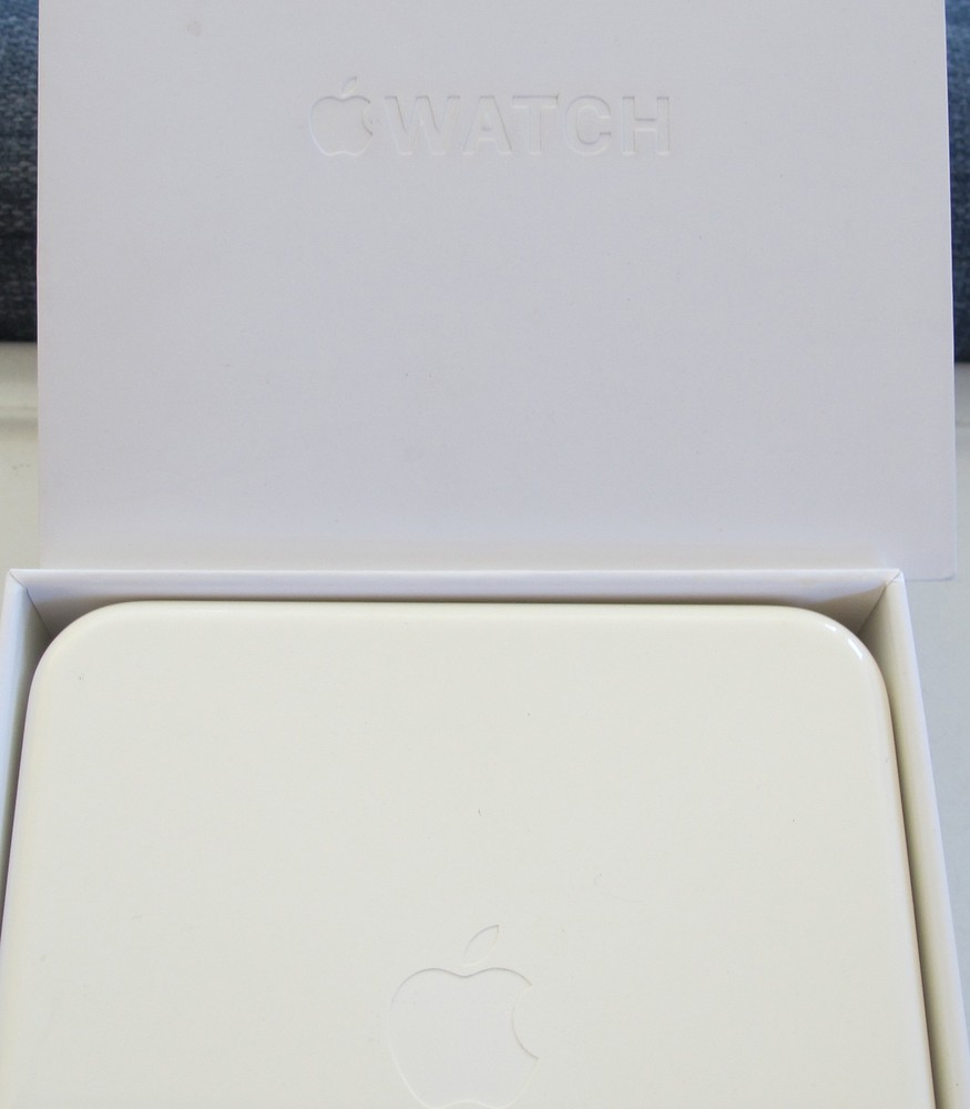 APPLE WATCH Hard Case + BOX - Empty