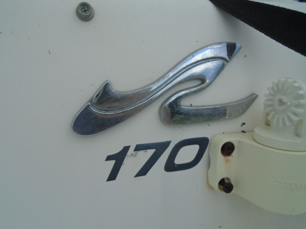 Sea Ray 170 Starboard Side Windshield, THIS SINGLE PIECE ONLY