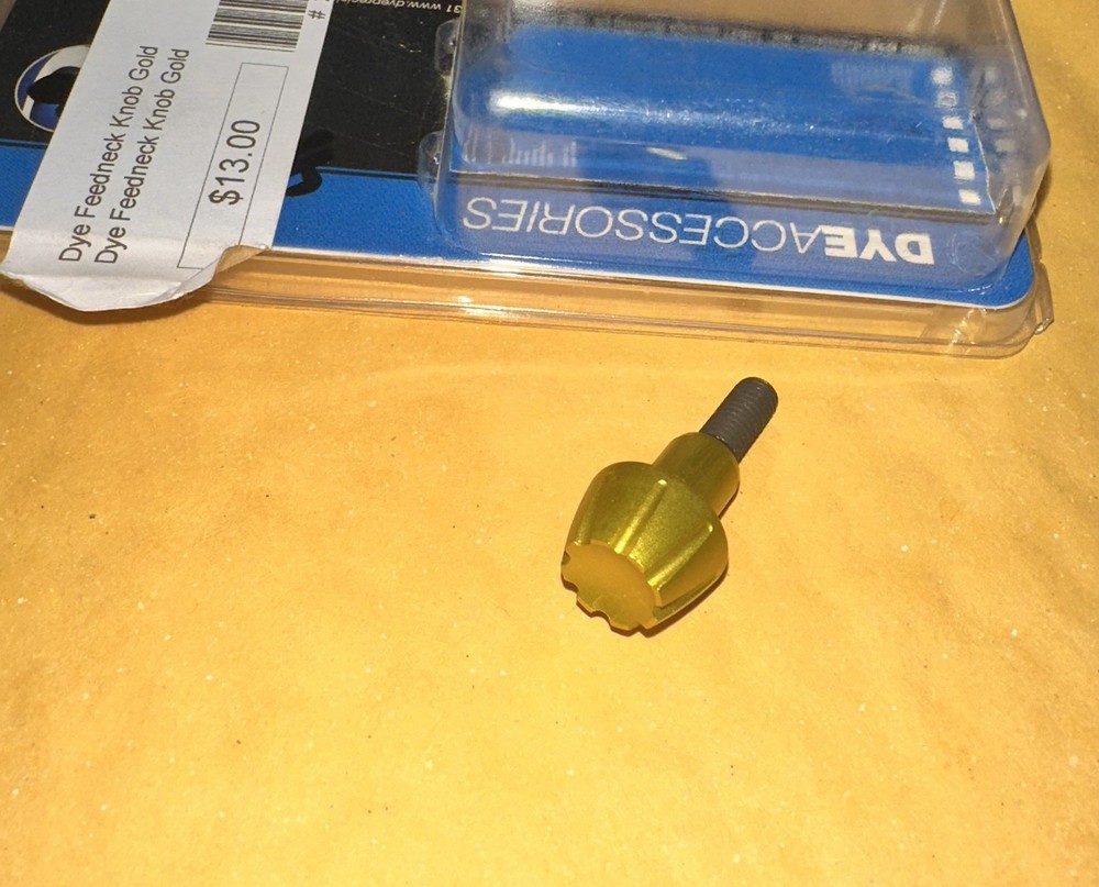 Dye feedneck knob clamp gold