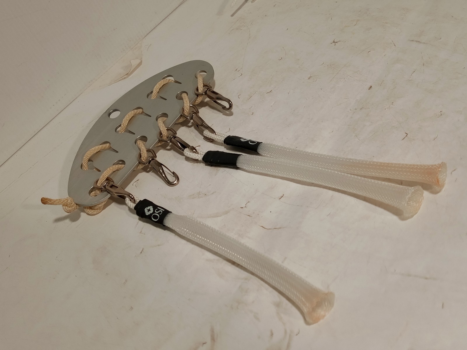 OSI finger trap traction set w/ table rail clamps, plates, 4 traps lot