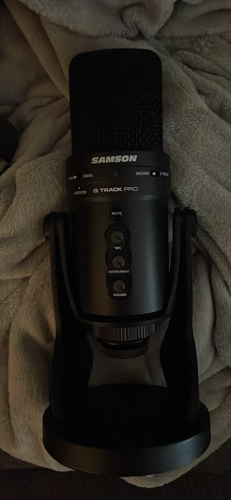 Samson G Track Pro Studios