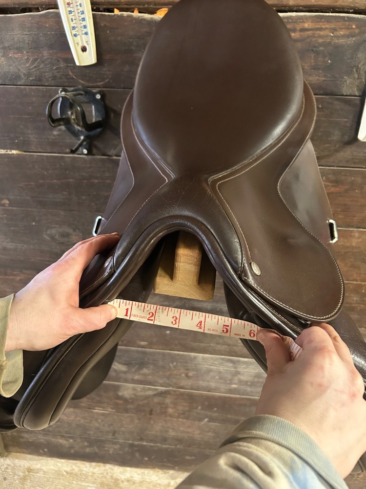 Bates 18 inch saddle all purpose