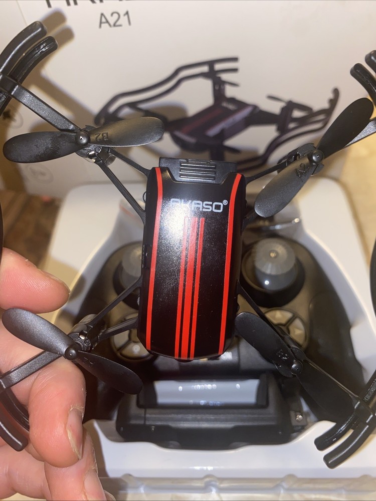 AKASO A21 Quadcopter Drone With Camera New Remote Control In Box