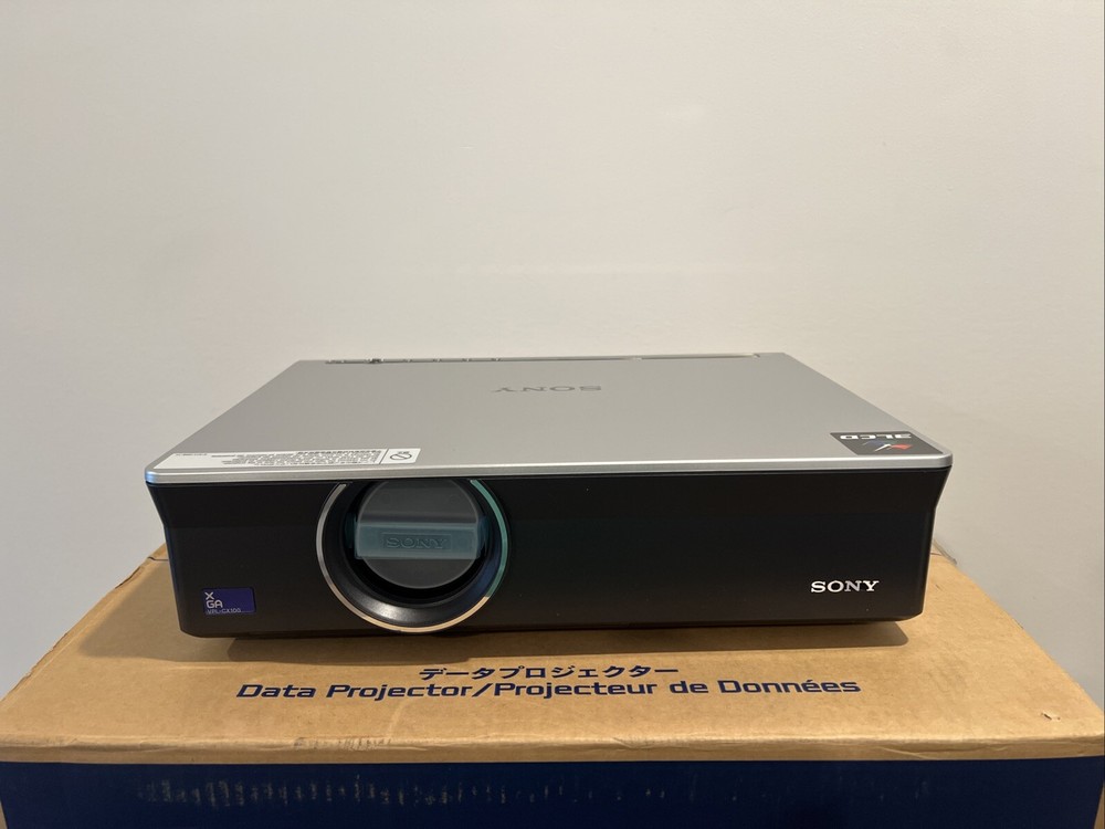 Sony VPL-CX100 Multimedia Projector New Open Box