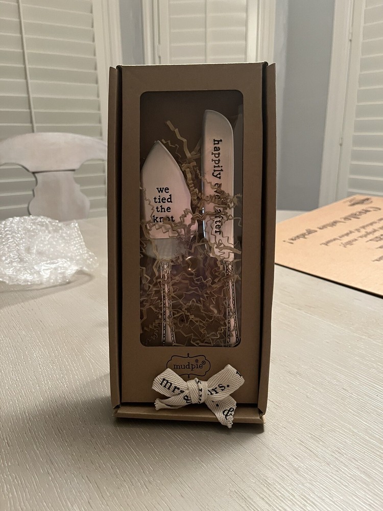 Mud Pie Wedding Cake Serving Set