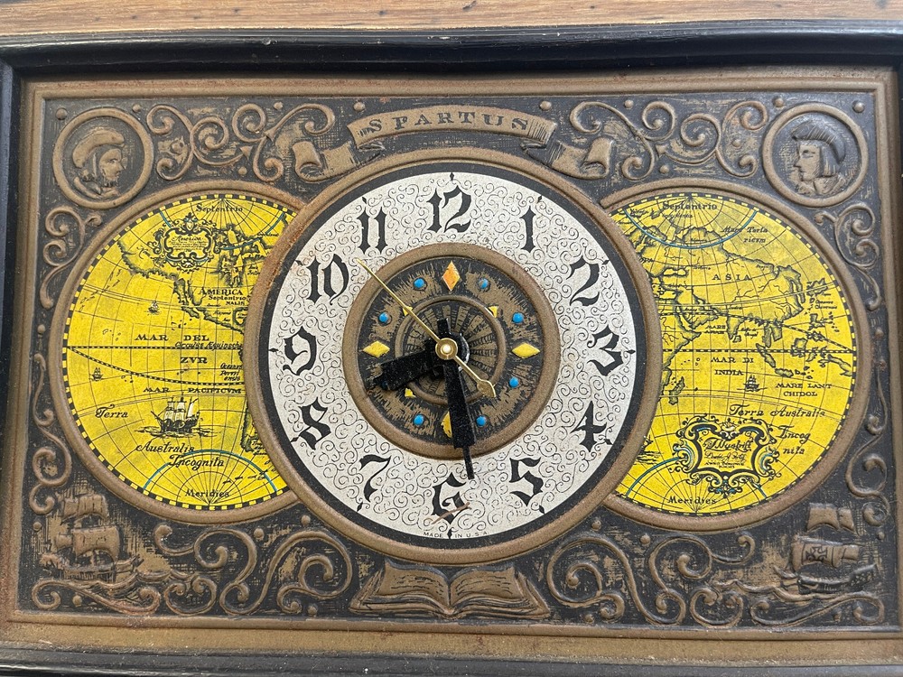 Vintage Spartus Electric Wall Clock *