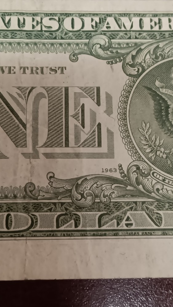 MAJOR ERROR 1974 $1 FRN - Misaligned Overprint (Low Seal/SN) & Miscut Note