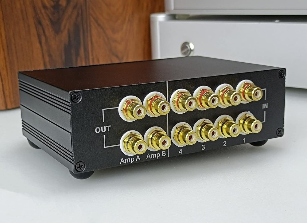ST42 4-Way RCA Audio Switch Source Signal Input switcher selector Splitter Bo...