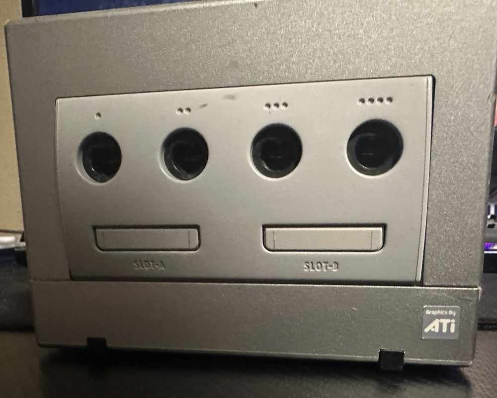 Nintendo GameCube Silver Console With Cables + Controller + 2 Games