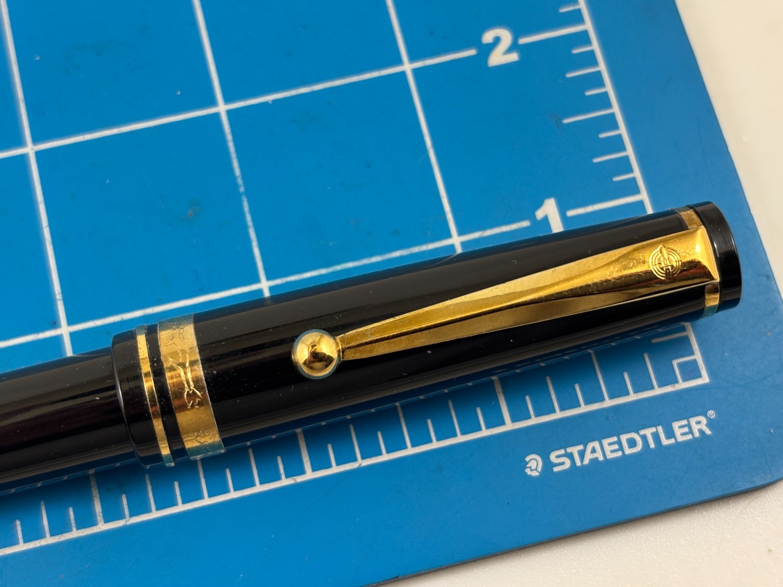 Judd's New Old Stock 90’s Wing Sung 590 Large Big Oversize Fountain Pen