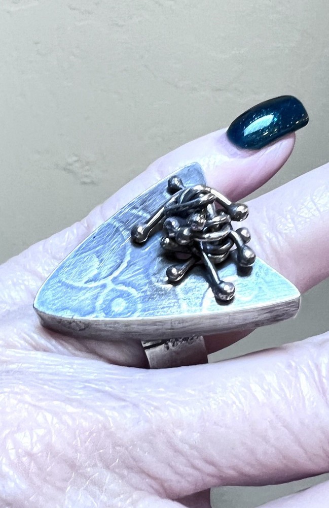 LOVELY Sterling Silver Artisan Large Textured, Articulated Triangular Ring