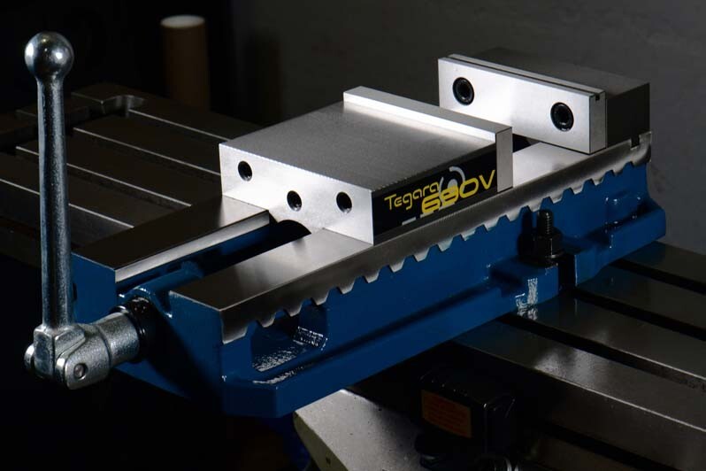 Tegara 6 690V CNC Premium Milling Vise .0004 D688 New R[