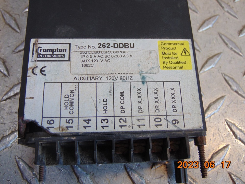 (1) ONE CROMPTON 262-DDBU DIGITAL PANEL METER