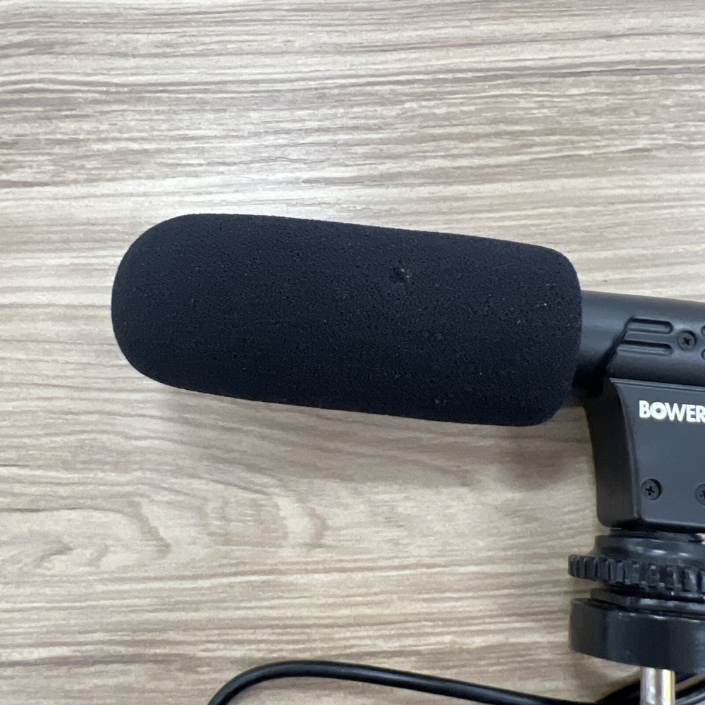 Bower Streaming Broadcast Microphone 1/4”Jack + Adjustable Stand Piece EUC