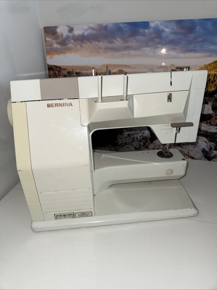 BERNINA Record 930 Electronic Sewing Machine
