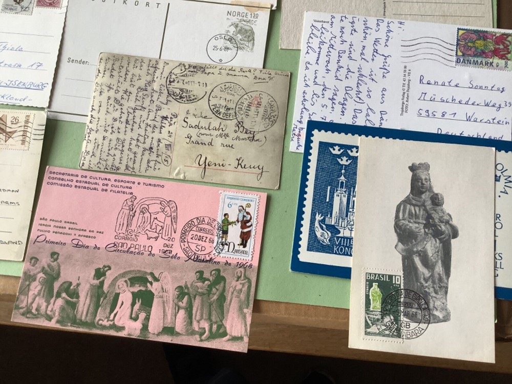 World mixed postcard 18 item Ref A1966