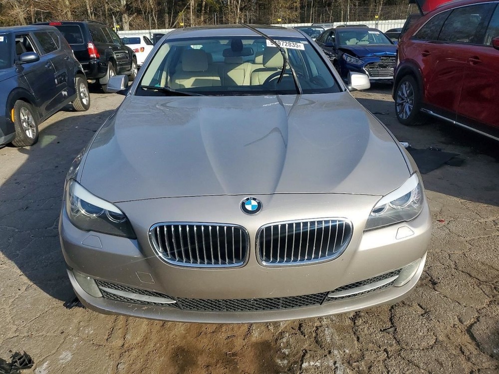 528I 2011 Glove Box 4958749