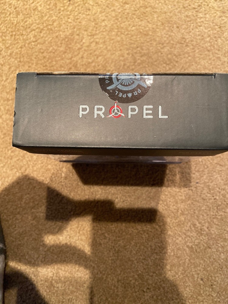 PROPEL Hovermaxx 2 Magic Hand Controlled UFO - Random Color Please Read