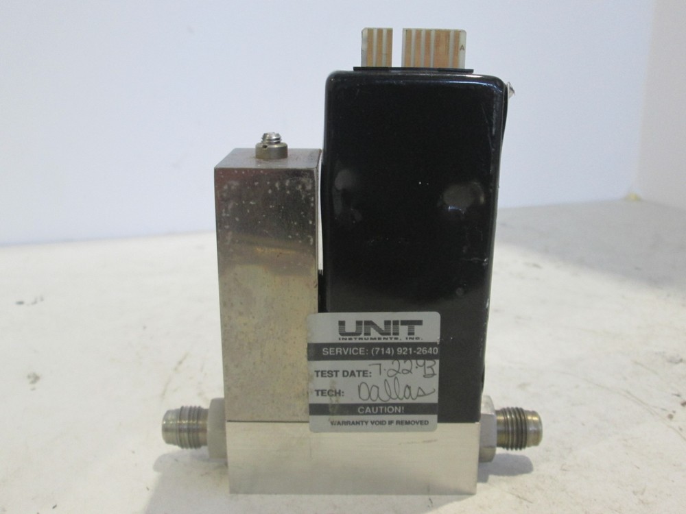 Unit, UFC-1200A, Mass Flow Controller, 1 SLM, HCL, Used