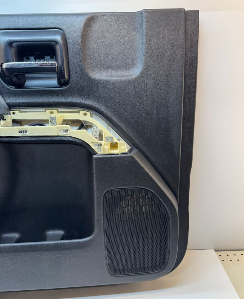 Sierra Silverado 2014-2019 Interior Front Door Trim Panel Left Driver