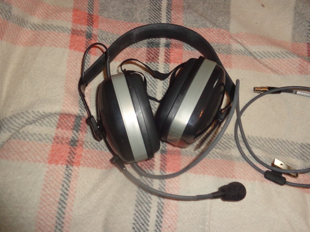 communications applied technology headset v3