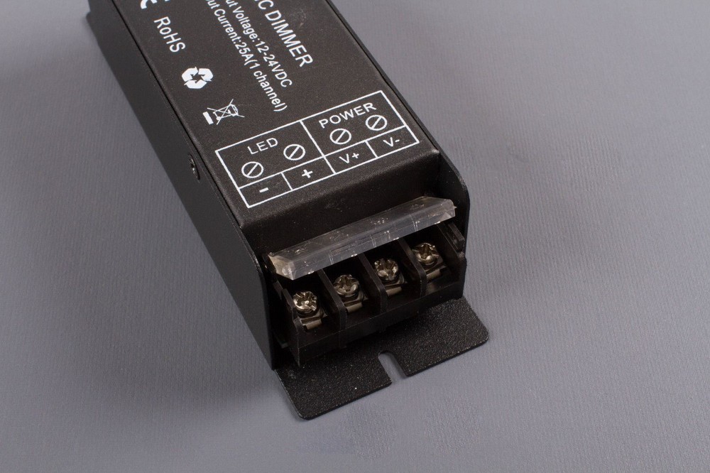 LED light module strip controller Flash on/off function + remote linkable unit