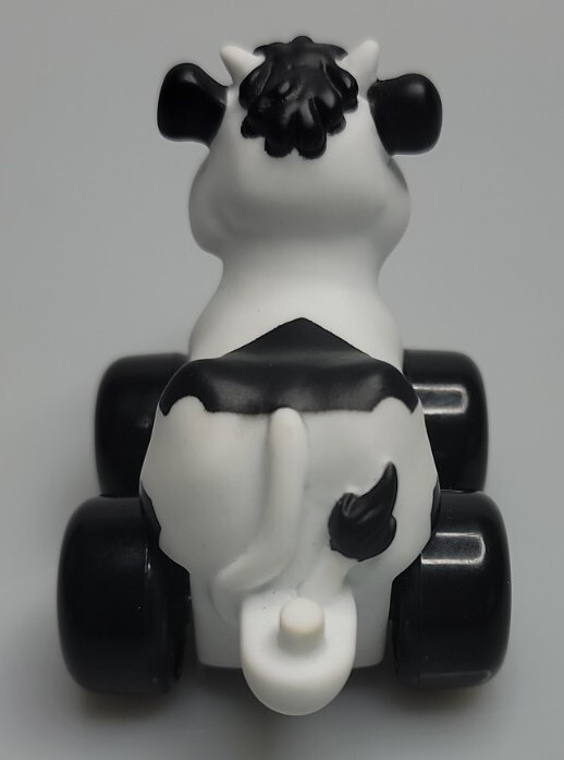 ERTL John Deere Replacement Cow on Wheels