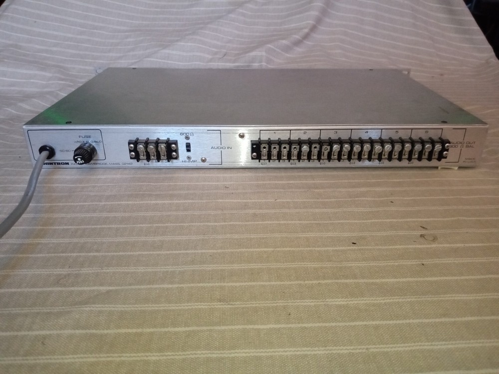 Shintron Model 311 Audio Distribution Amplifier Rackmount Extended Dynamic Range