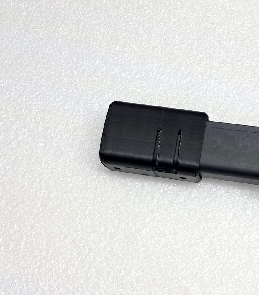 Rail magazine holder